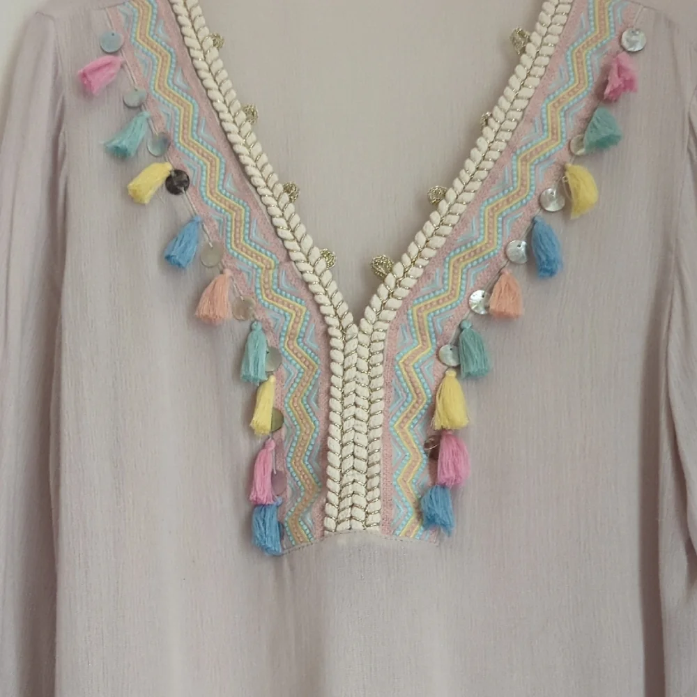 Soft Surroundings Beige Tassel V-Neck Beautiful and Unique Tunic Light Weight - Picture 6 of 8